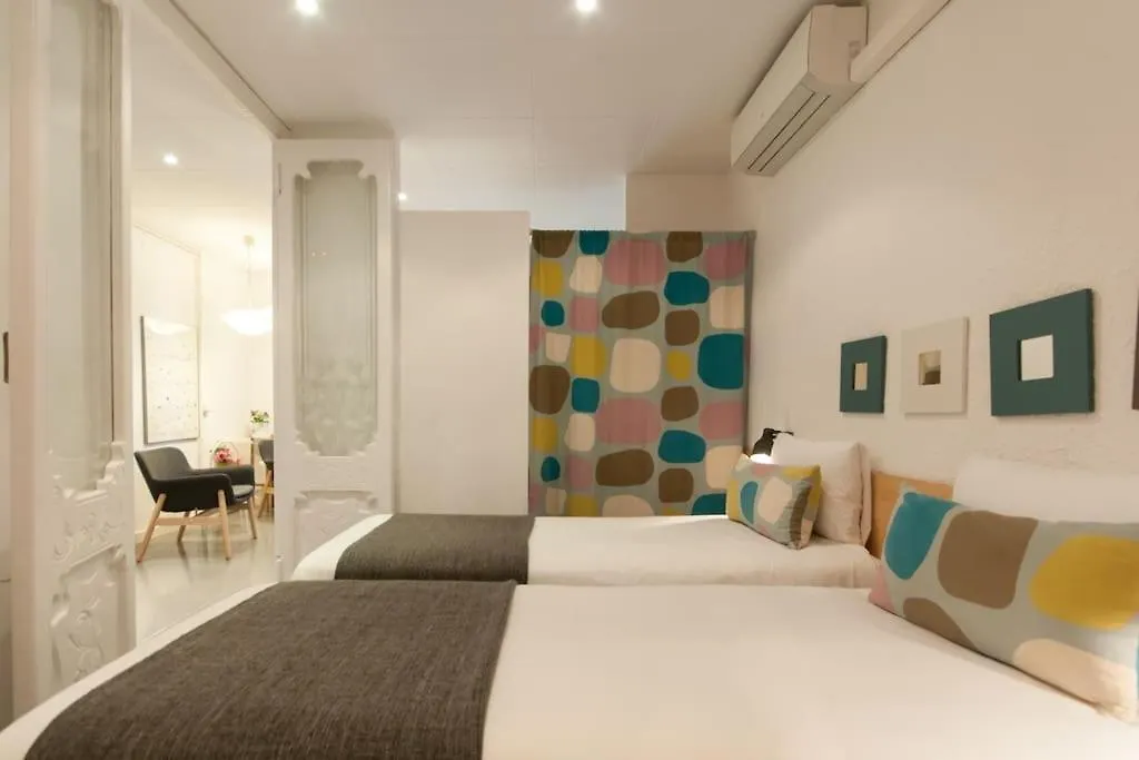 Charm And Privacy In Gothic Quarter - Central Apt By Myrentalhost Barcelona Apartment