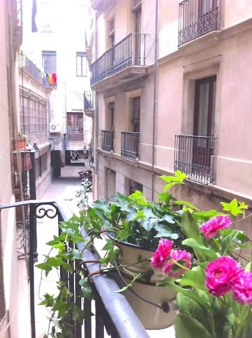Charm And Privacy In Gothic Quarter - Central Apt By Myrentalhost Barcelona