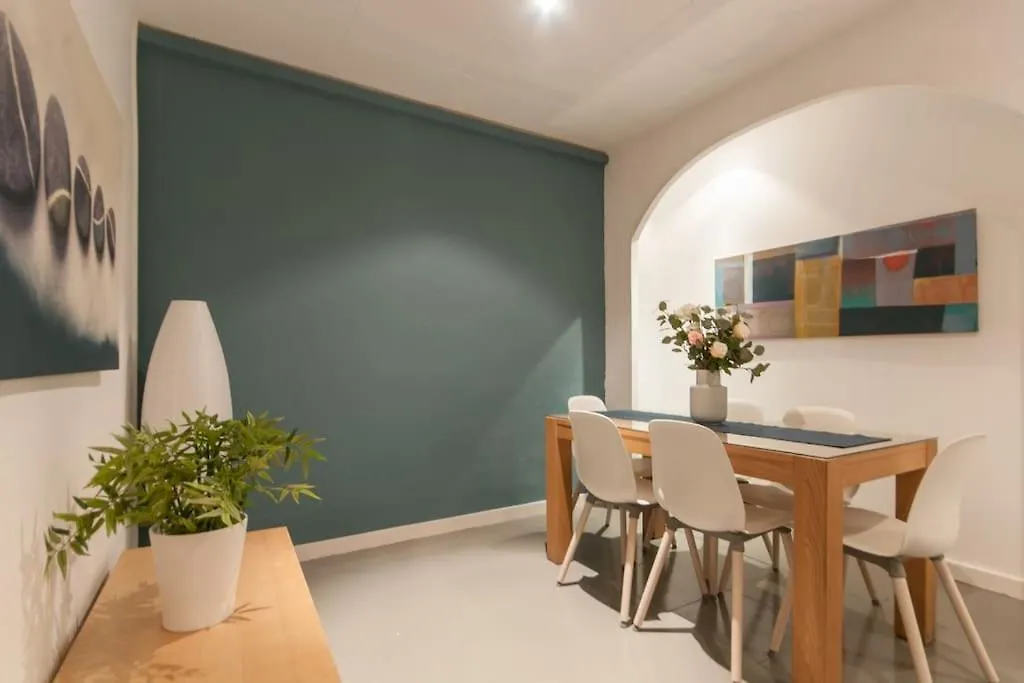 Charm And Privacy In Gothic Quarter - Central Apt By Myrentalhost Barcelona Apartment
